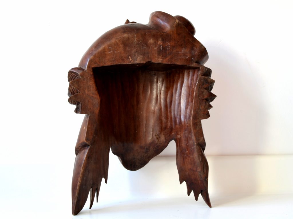 Masca chinezeasca din lemn exotic