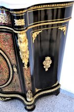 Comoda stil Boulle