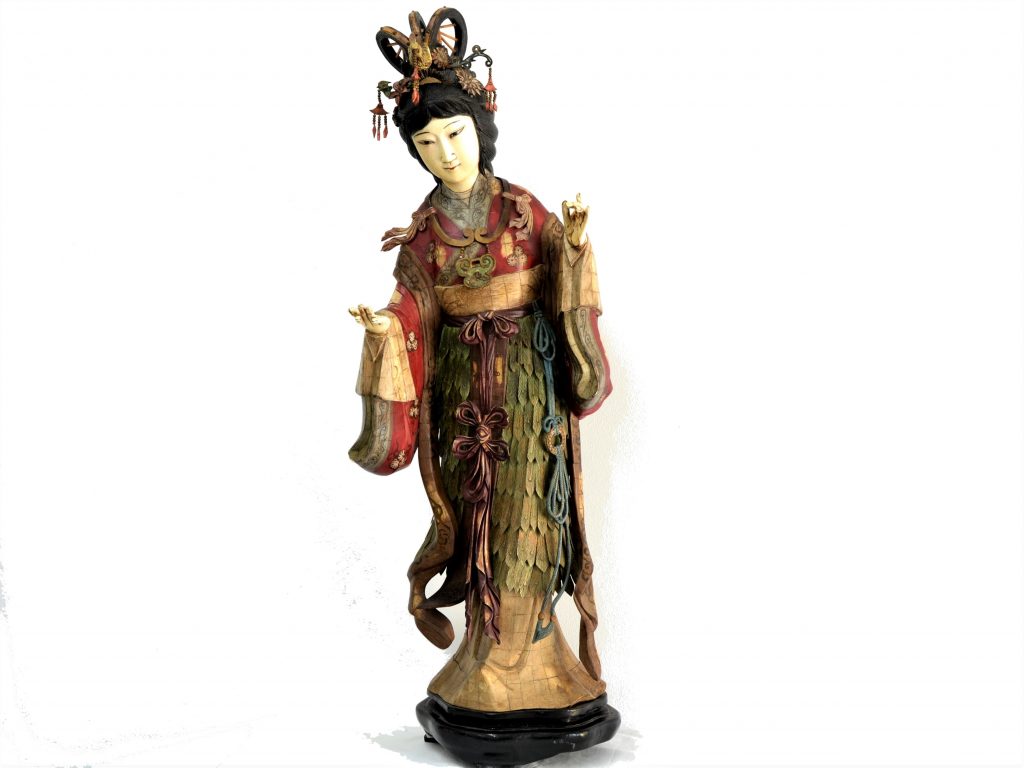 Statuia zeitei lunii Chang'E, China, sfarsitul secolului 19 Statuia zeitei lunii Chang'E, China, sfarsitul secolului 19