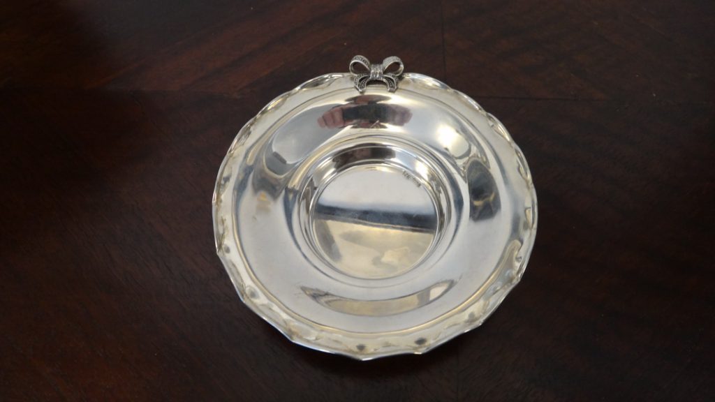 Farfurioara de argint marcaj 925 , 46g.