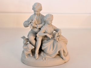 Portelan Biscuit foarte fin lucrat