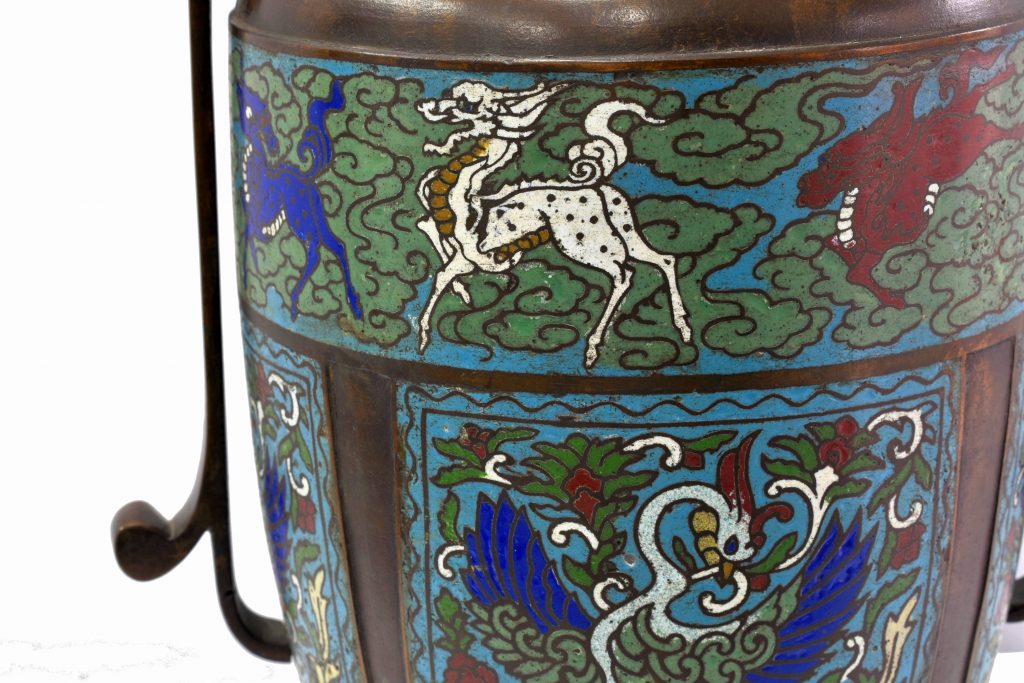 Vas cloisonne vechi de peste 180 ani Vas cloisonne vechi de peste 180 ani