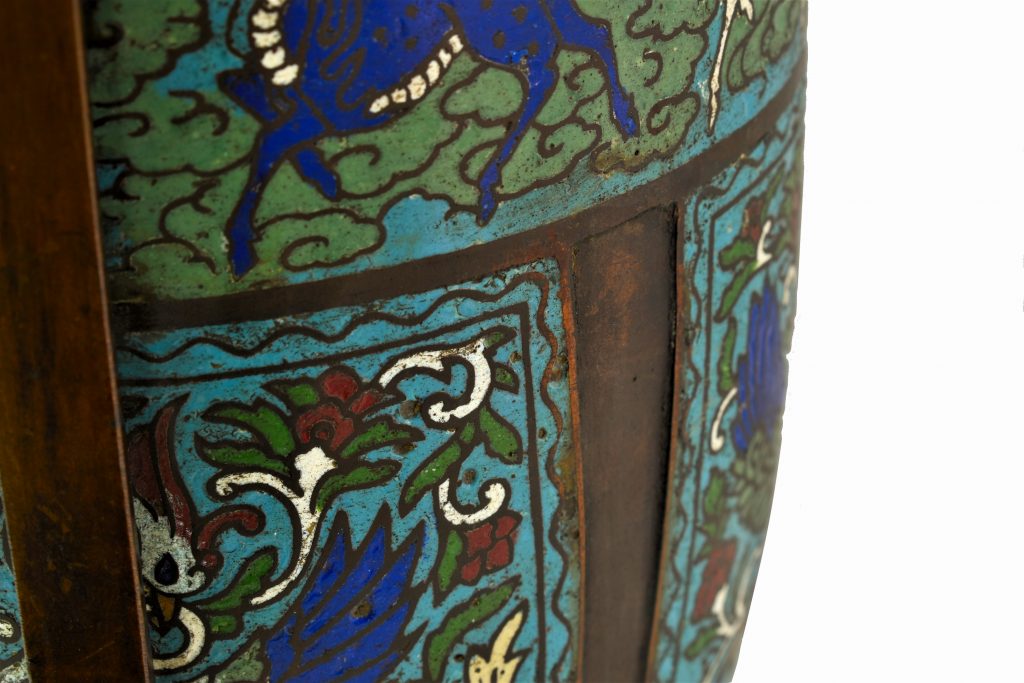 Vas cloisonne vechi de peste 180 ani Vas cloisonne vechi de peste 180 ani