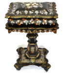 Cutie victoriana din papier-mache cu intarsii din sidef