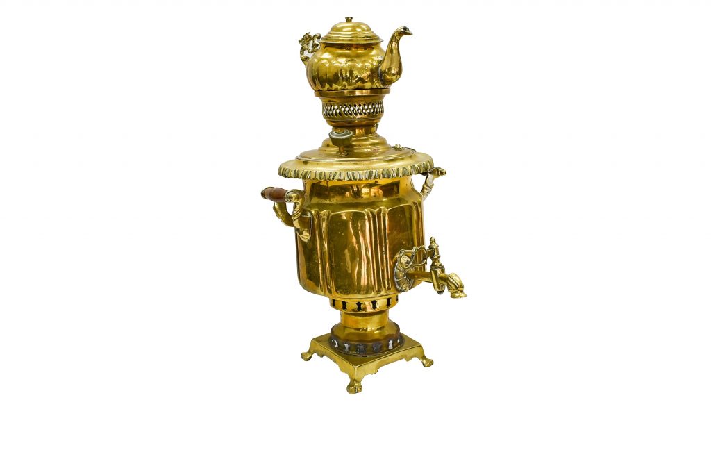 Samovar din alama