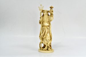 Statueta din fildes, Bishamon zeul războinicilor