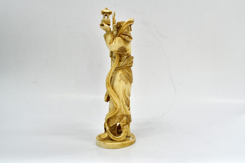 Statueta din fildes, Bishamon zeul războinicilor Statueta din fildes, Bishamon zeul războinicilor