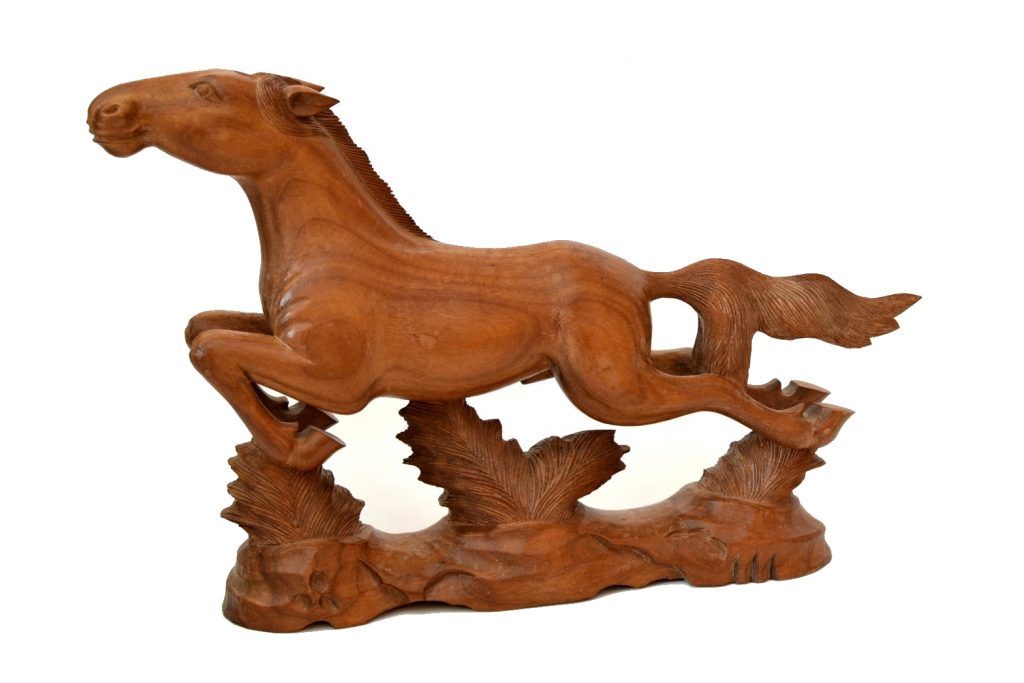 Statueta cal in galop din lemn exotic