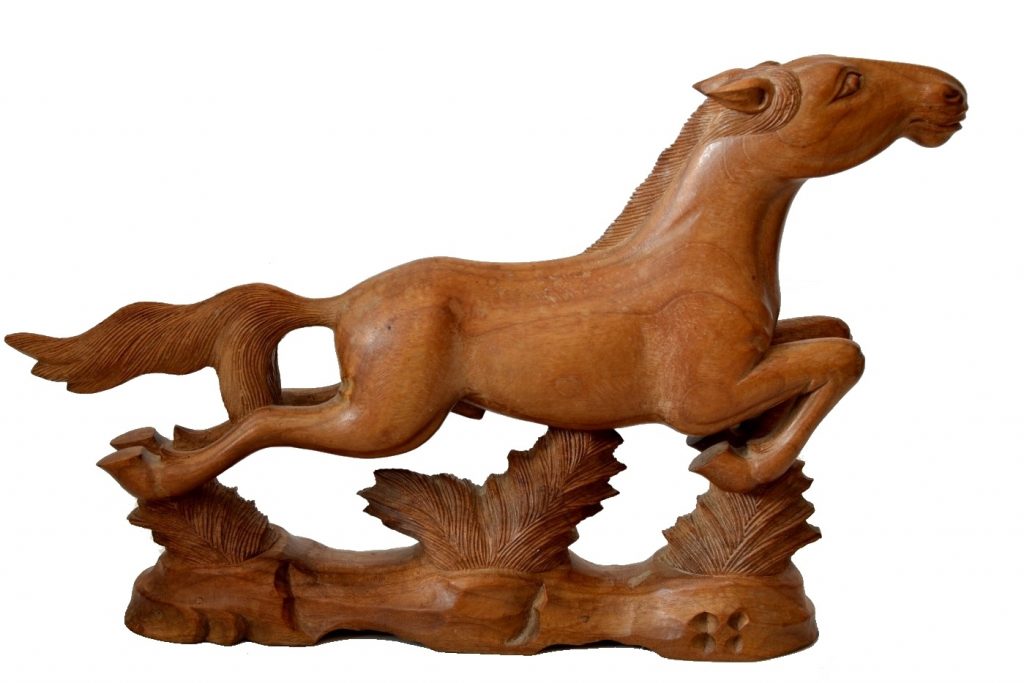 Statueta cal in galop din lemn exotic