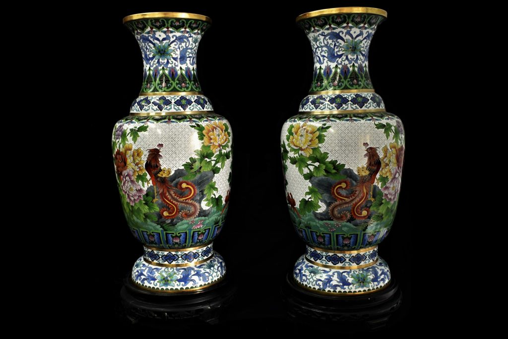 Vaze Cloisonne din bronz de mari dimensiuni Vaze Cloisonne din bronz de mari dimensiuni