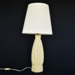 Veioza cu corp din portelan