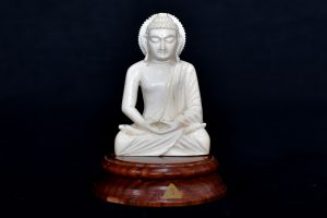 Statueta Buddha din fildes de hipopotam