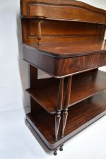 Credent stil Louis Philippe