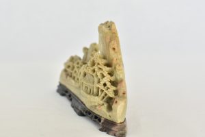 Grup statuar din piatra