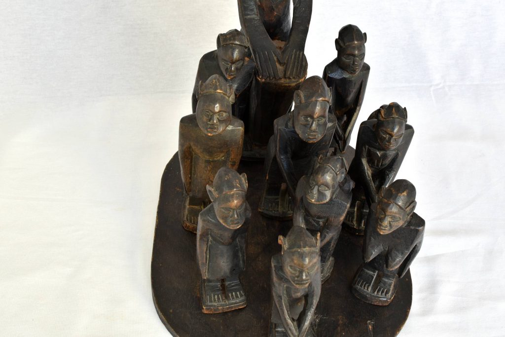 Grup statuar african Grup statuar african