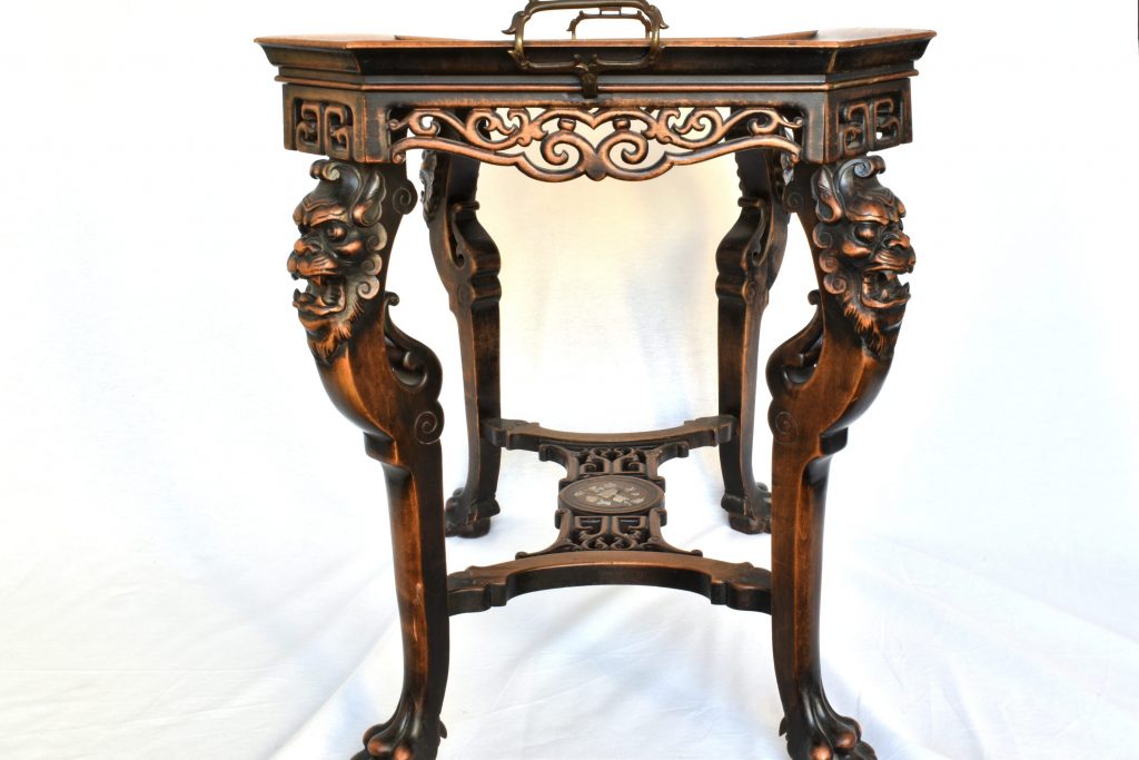 Masa atribuita lui Gabriel Viardot Masa atribuita lui Gabriel Viardot