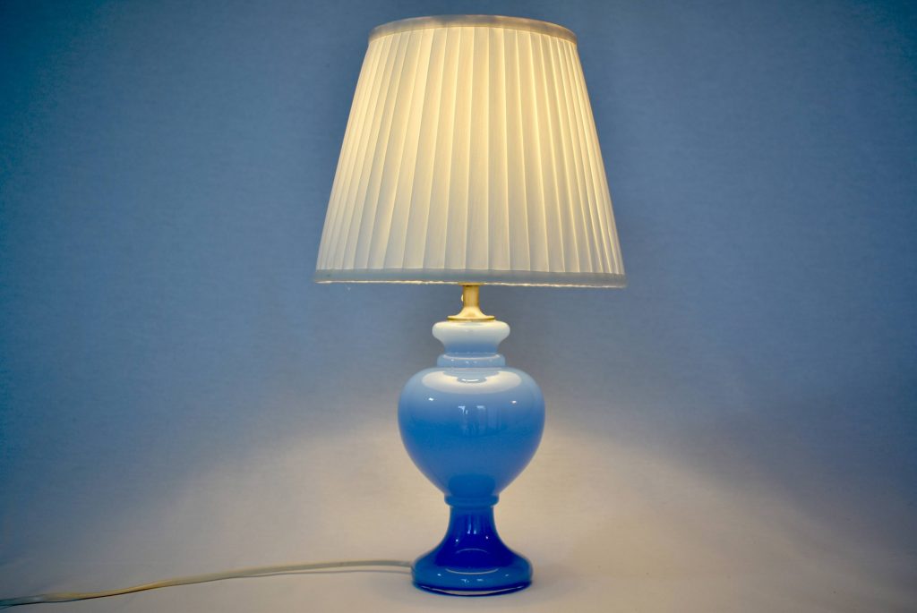 Veioza sticla bleu mata Veioza sticla bleu mata