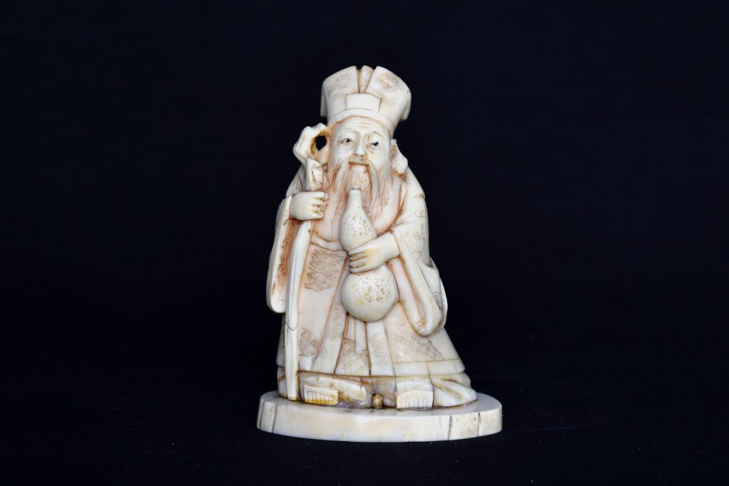 Sculptura chinezeasca din fildes