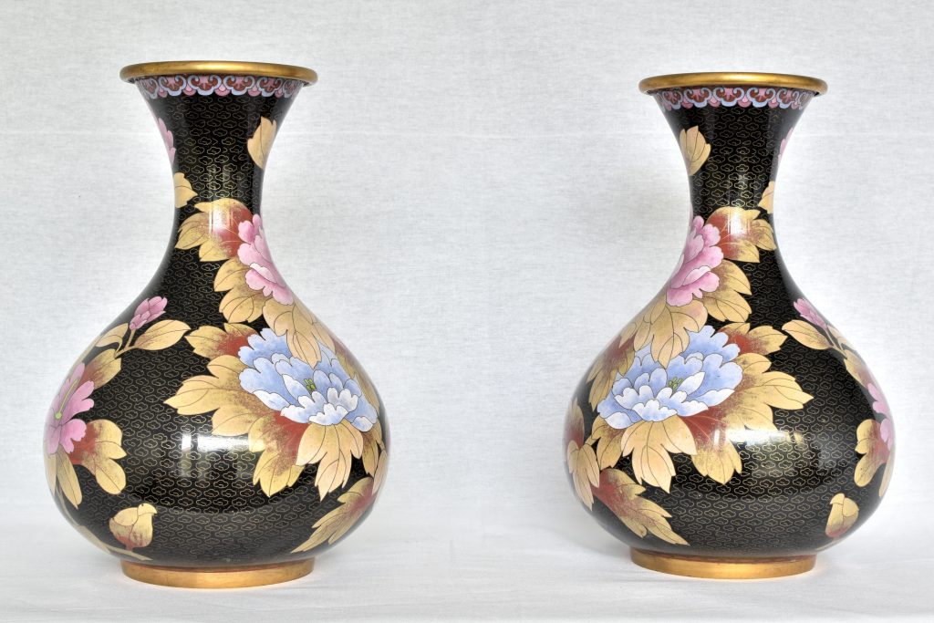 Vaza Cloisonne neagra