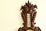 Barometru aneroid cu lemn sculptat