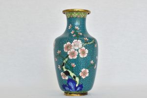 Vaza cloisonne albastra cu flori