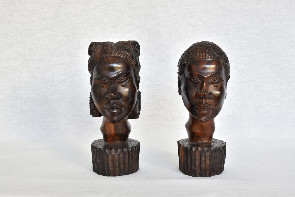 Statuete africane Statuete africane