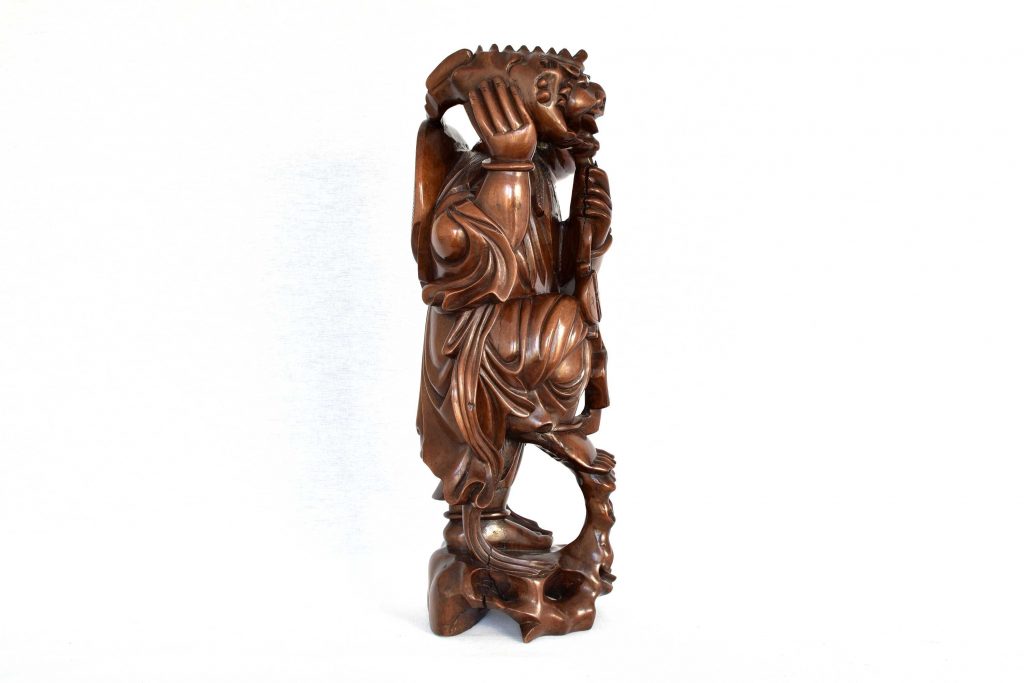 Statuie nemuritor cu un kilin