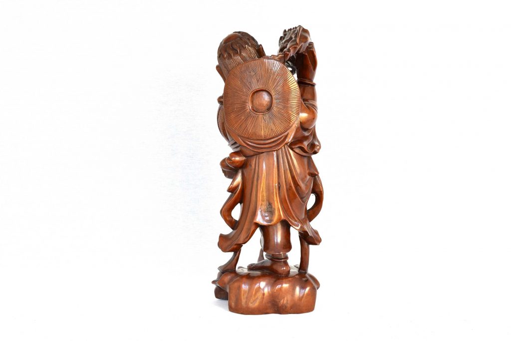 Statuie nemuritor cu un kilin