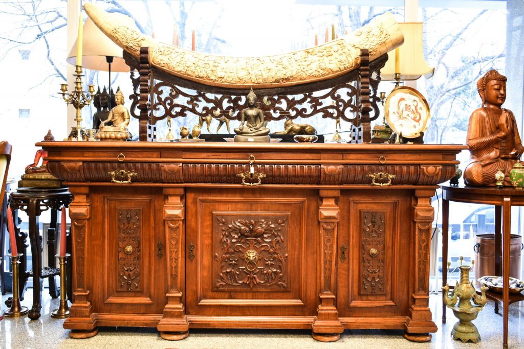 Comoda mare Renastere Franceza Comoda mare Renastere Franceza