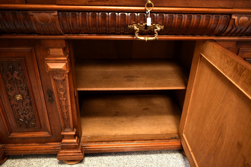 Comoda mare Renastere Franceza Comoda mare Renastere Franceza