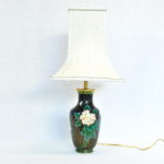 Veioza Cloisonne cu palarie textila