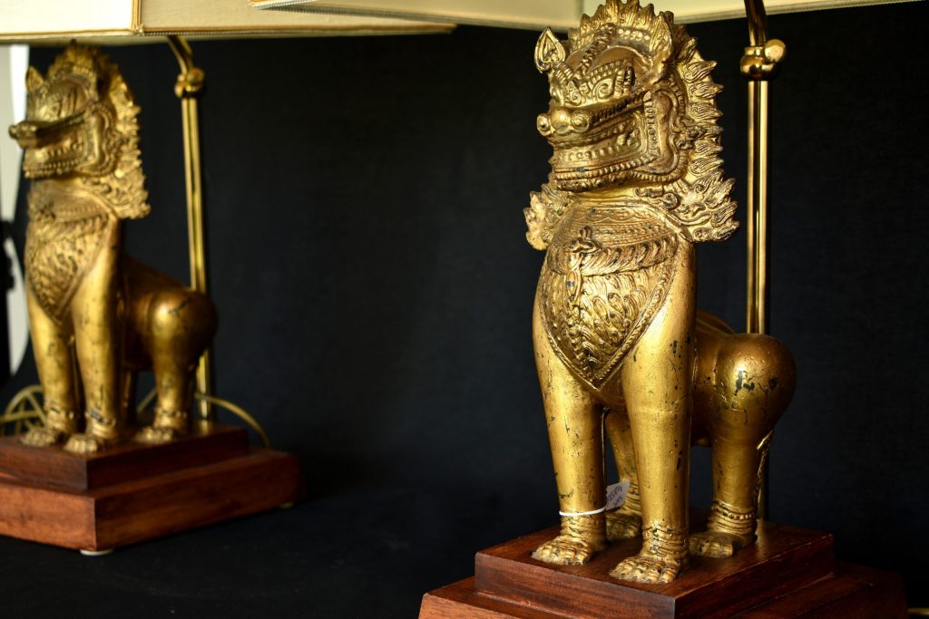 Set lampi cu lei din bronz Singha (2) Set lampi cu lei din bronz Singha