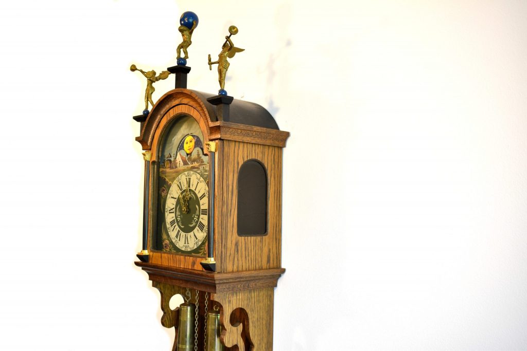 Ceas mare frizian cu fazele lunii