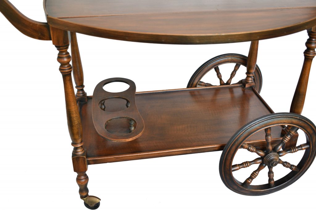 Masuta de servit "chelner pe roti"