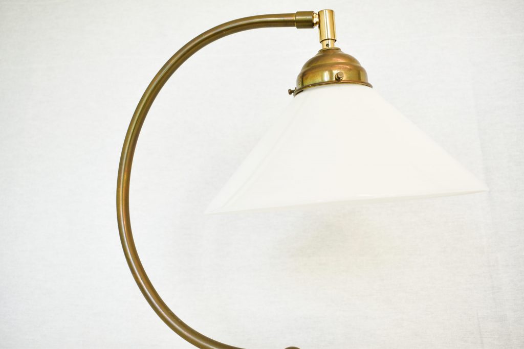 Lampa de birou din alama