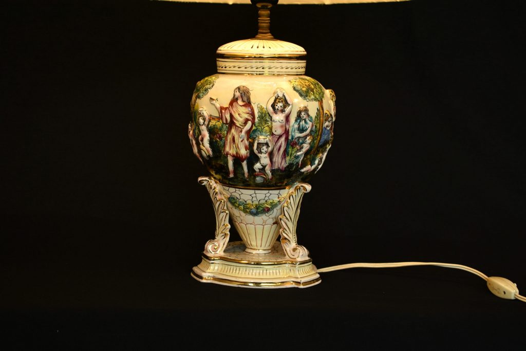 Veioza portelan Capodimonte