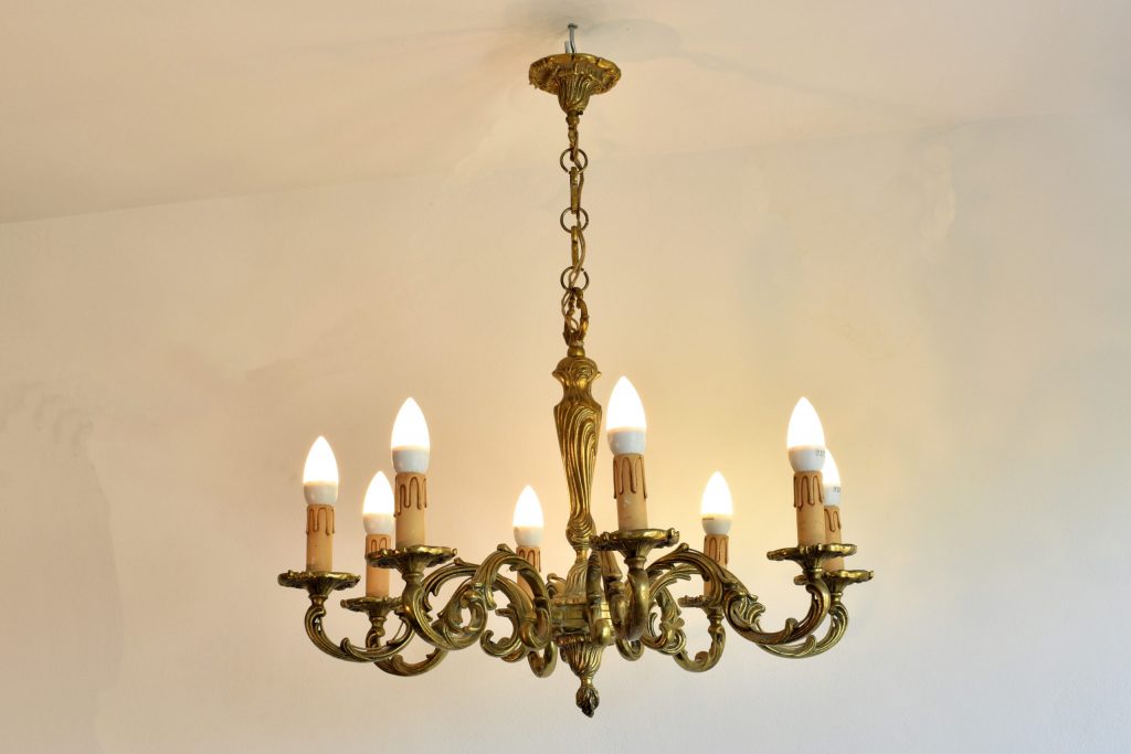 Candelabru din bronz