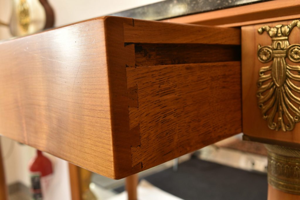 Consola empire cu oglinda