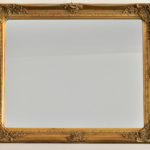 Oglinda cu rama de lemn si gips