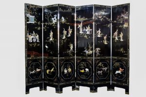 Paravan chinezesc cu aplicatii din fildes