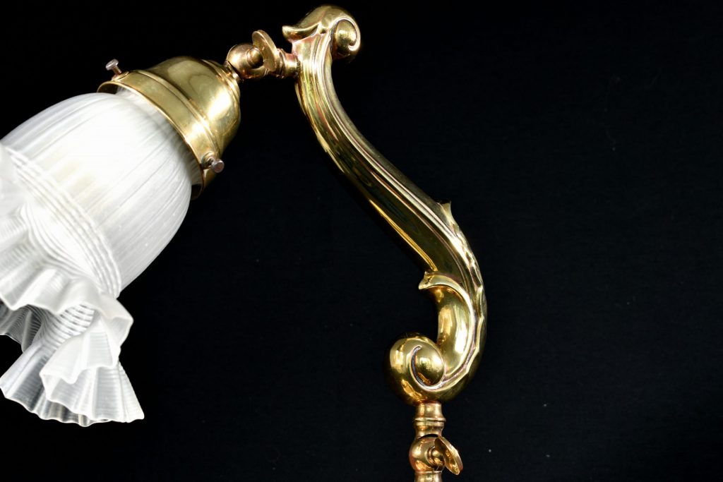 Veioza Art Nouveau pentru birou (8) Veioza Art Nouveau pentru birou