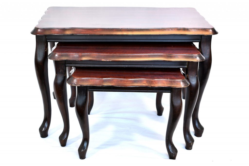 set 3 masute palisandru (1) Set 3 masute din palisandru