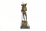 Sculptură din bronz Ferryman dupa David Goode