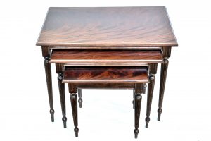 Set 3 masute Louis XVI lea