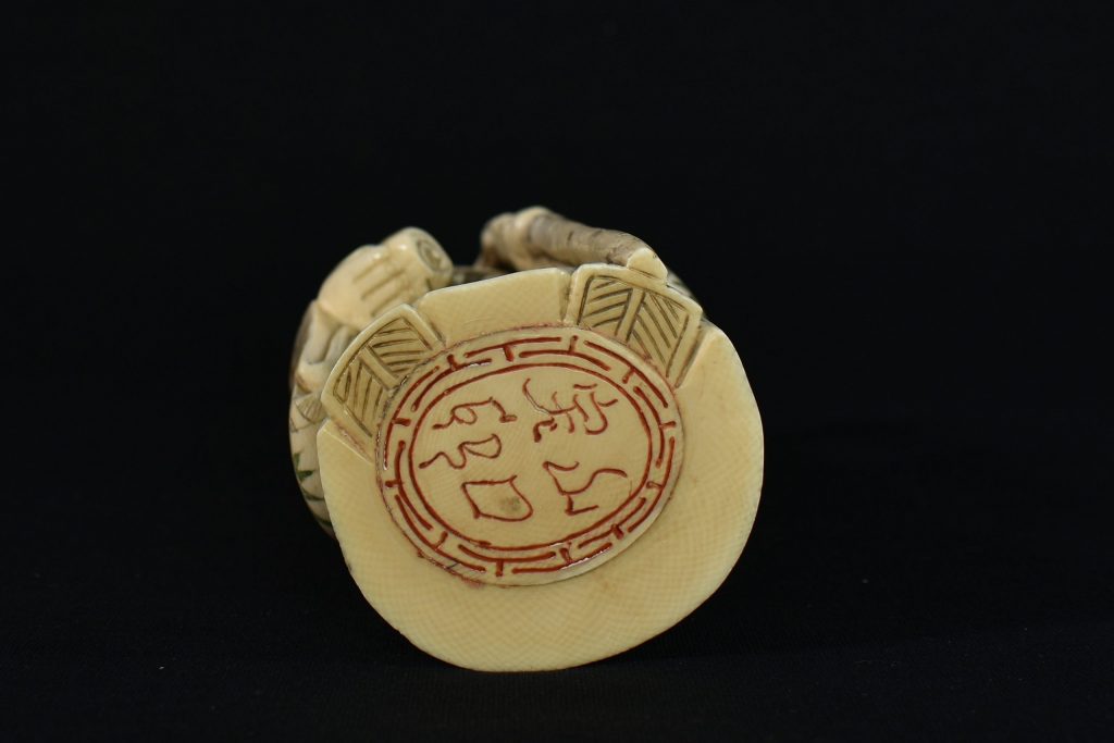 Statueta japoneza din fildes (5) Statueta japoneza din fildes