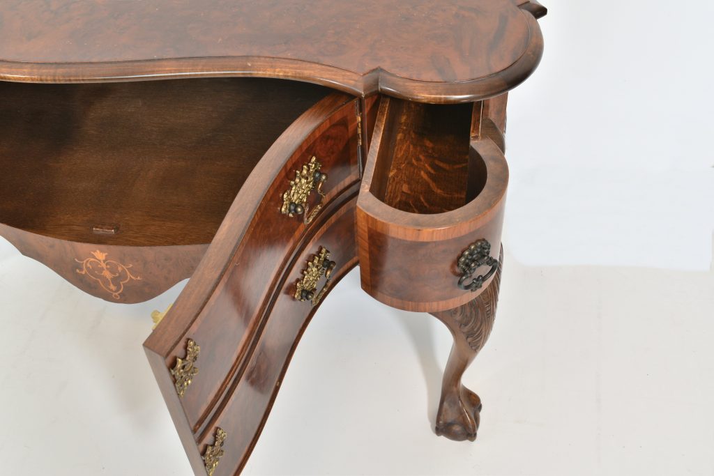 Comoda Chippendale cu usi (8) Comoda Chippendale cu usi