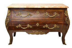 Comoda mare Louis al XV lea