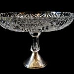 Fructiera din cristal cu picior de argint