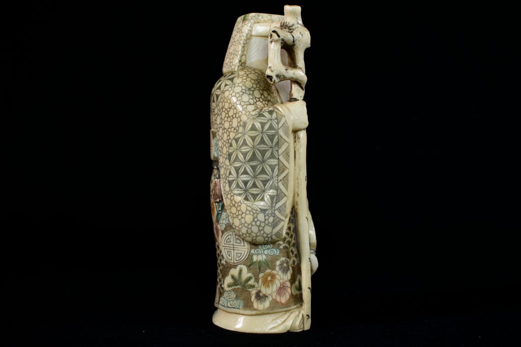 STATUETA POLICROMA DIN FILDES