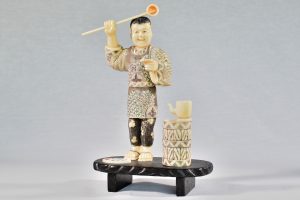 Sculptura din fildes de hipopotam